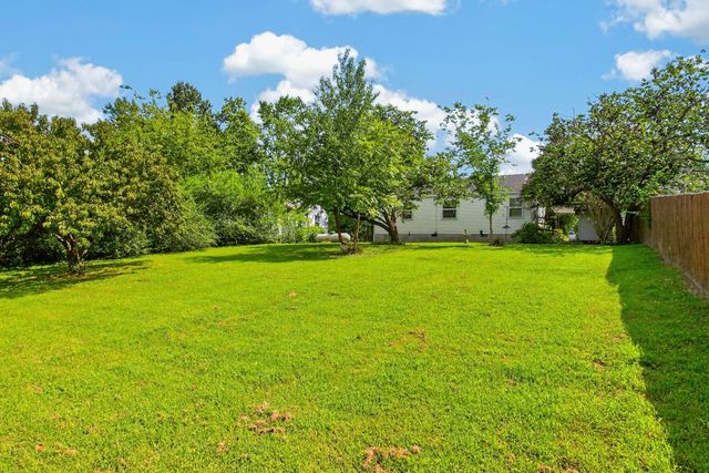 2921 Ironwood Dr, Nashville, TN 37214
