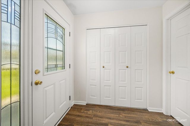 131 Fairlane Court, Bloomingdale, IL 60108