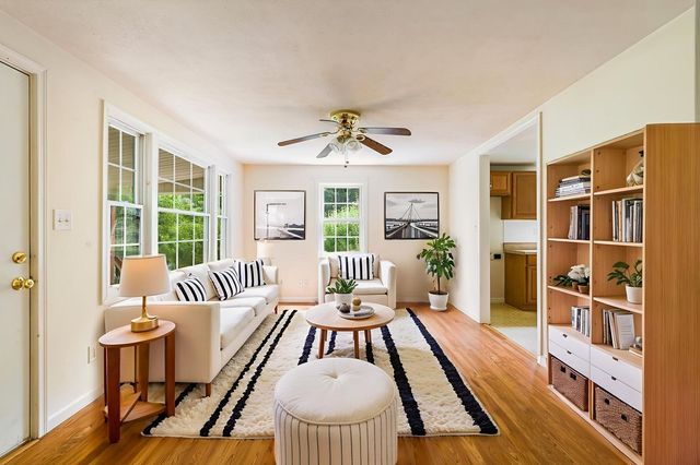 474 STONEY RUN RD, Buena Vista, VA 24416