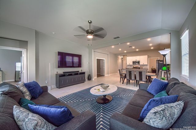 14922 Palmer, San Antonio, TX 78217