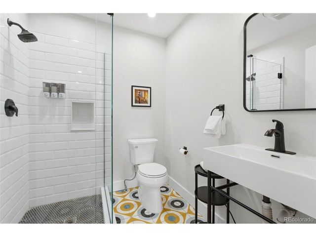 6983 W 68th Ave, Arvada, CO 80003