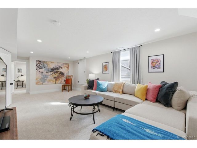 6983 W 68th Ave, Arvada, CO 80003