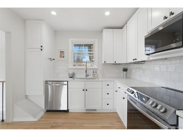 6983 W 68th Ave, Arvada, CO 80003