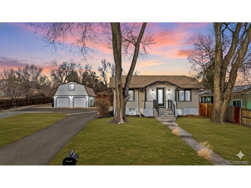 6983 W 68th Ave, Arvada, CO 80003