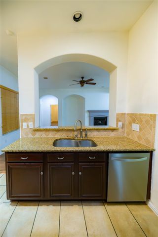 5840 Somerton Drive, Grand Prairie, TX 75052