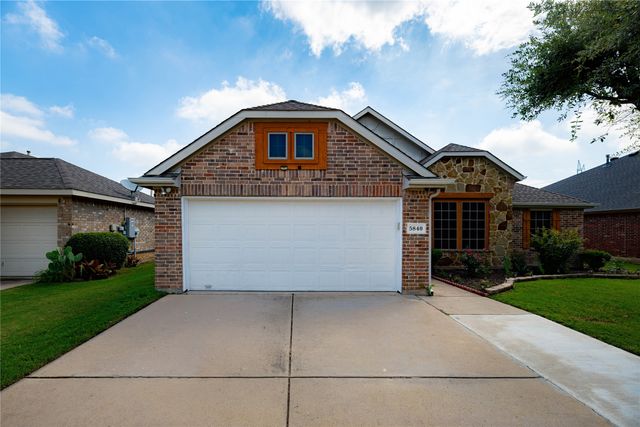 5840 Somerton Drive, Grand Prairie, TX 75052