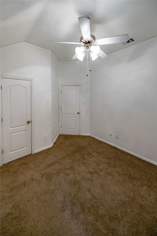 5840 Somerton Drive, Grand Prairie, TX 75052