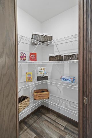 1296 E Bluff ROAD, Whitewater, WI 53190