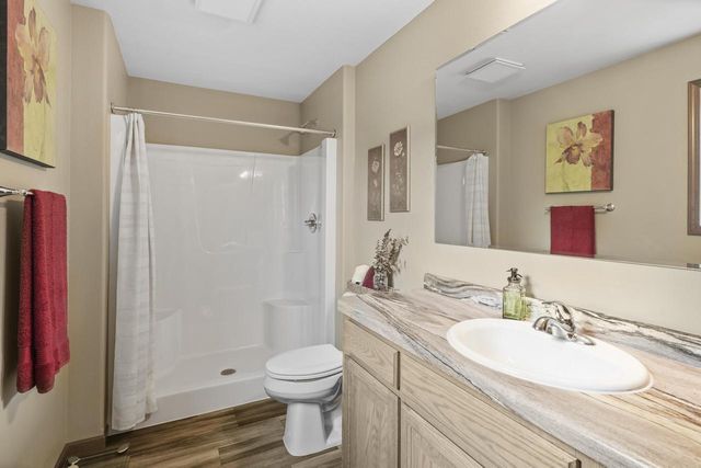 1296 E Bluff ROAD, Whitewater, WI 53190