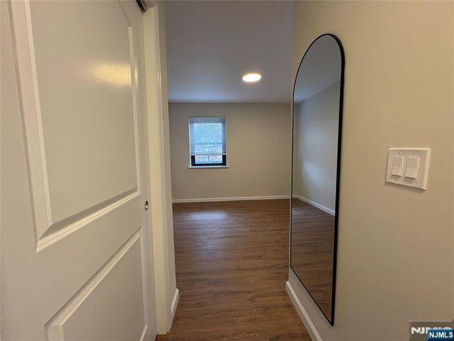 2329 Hudson Terrace C3, Fort Lee, NJ 07024