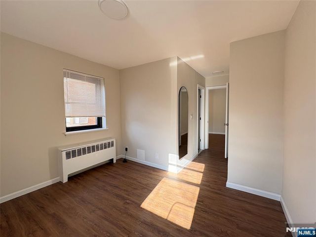 2329 Hudson Terrace C3, Fort Lee, NJ 07024