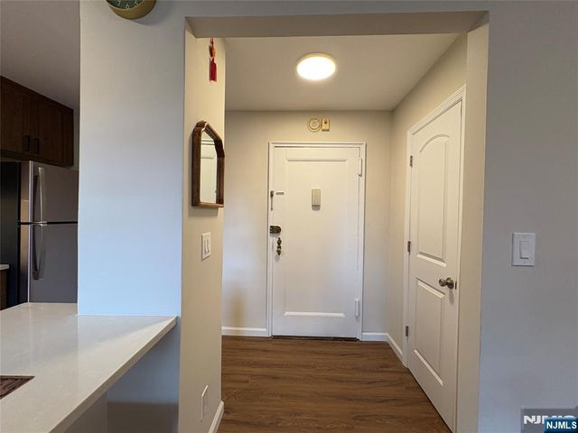 2329 Hudson Terrace C3, Fort Lee, NJ 07024