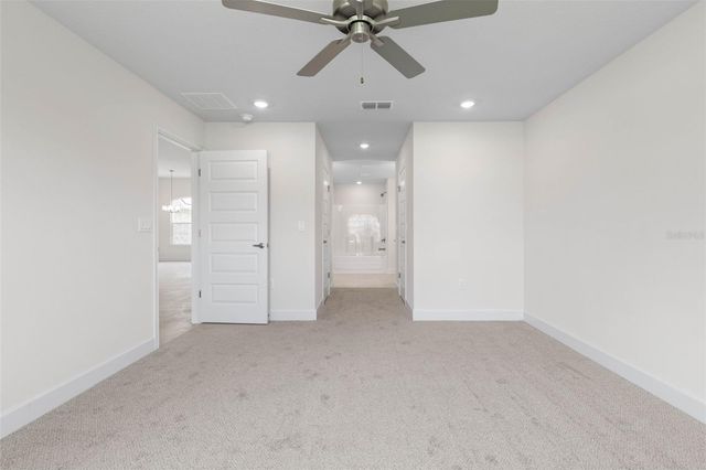 52 UNDERSHIRE PATH, Palm Coast, FL 32164