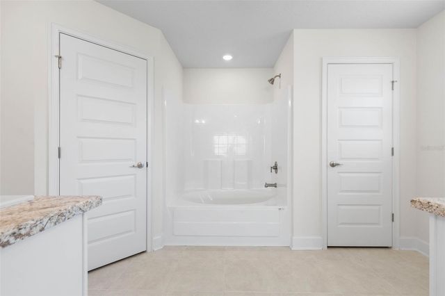 52 UNDERSHIRE PATH, Palm Coast, FL 32164