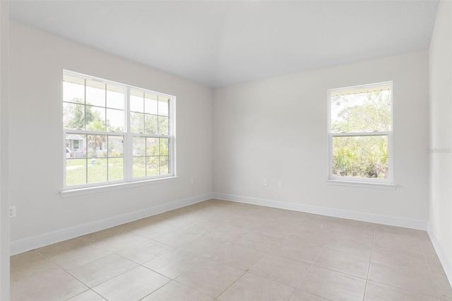 52 UNDERSHIRE PATH, Palm Coast, FL 32164