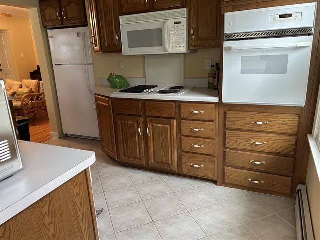 210 E South Street, Colon, MI 49040