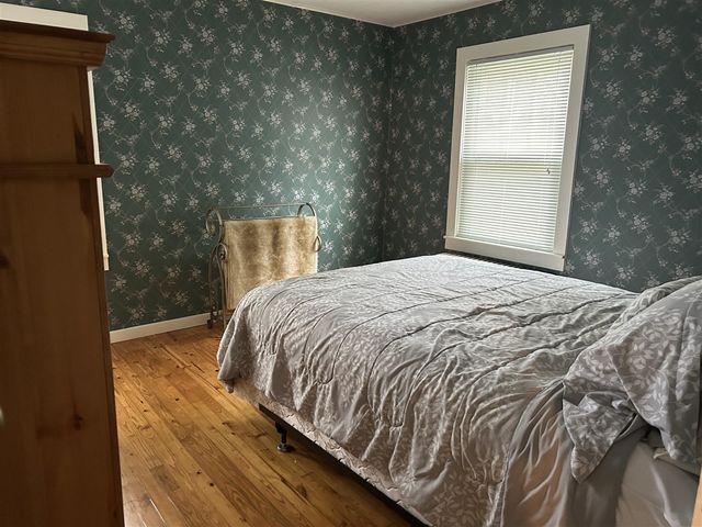 210 E South Street, Colon, MI 49040