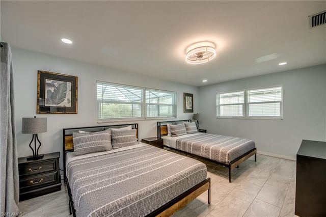 510 SW 51st TER, Cape Coral, FL 33914