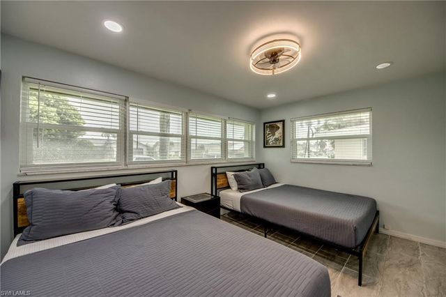 510 SW 51st TER, Cape Coral, FL 33914