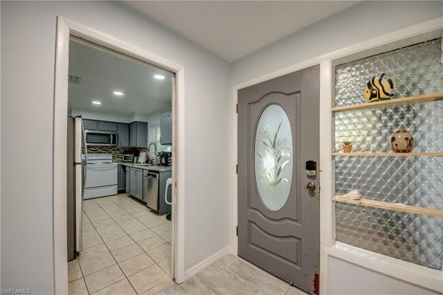 510 SW 51st TER, Cape Coral, FL 33914