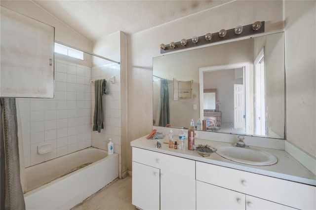 519 SUMMER SAILS DRIVE, Valrico, FL 33594