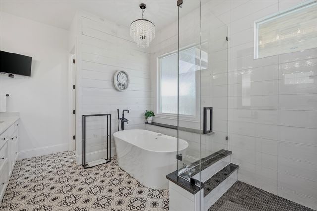 1726 County Road 1255, Savoy, TX 75479