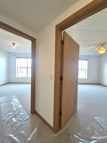 16610 Liberty Circle 1N, Orland Park, IL 60467