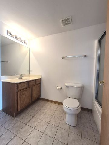 16610 Liberty Circle 1N, Orland Park, IL 60467