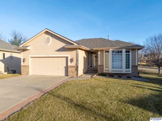 7825 S 94th Street, La Vista, NE 68128