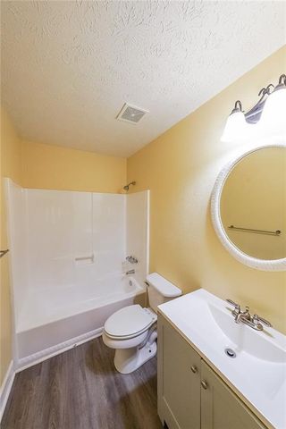 820 Bridgewater Way SE, Conyers, GA 30094