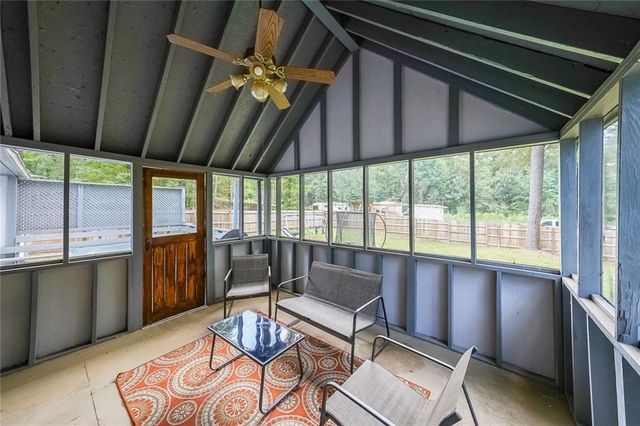 820 Bridgewater Way SE, Conyers, GA 30094