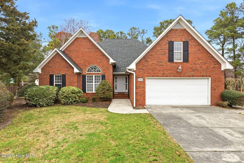 5904 Headsail Court, Wilmington, NC 28409
