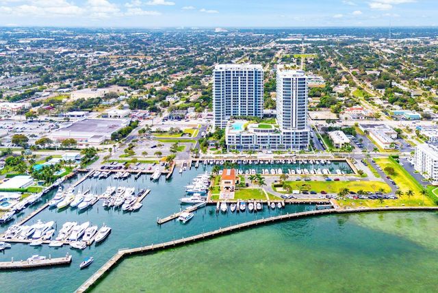 220 Lake Shore Drive 1015, Lake Park, FL 33403