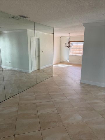 2431 SW 124 AVE, Miami, FL 33175