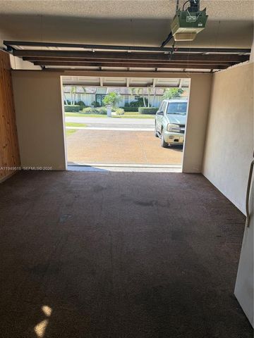 2431 SW 124 AVE, Miami, FL 33175