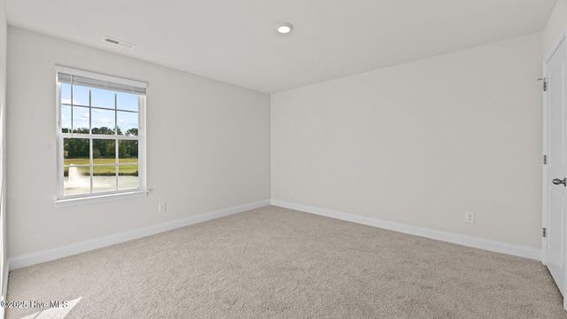 236 Lake Tyler Drive, New Bern, NC 28560