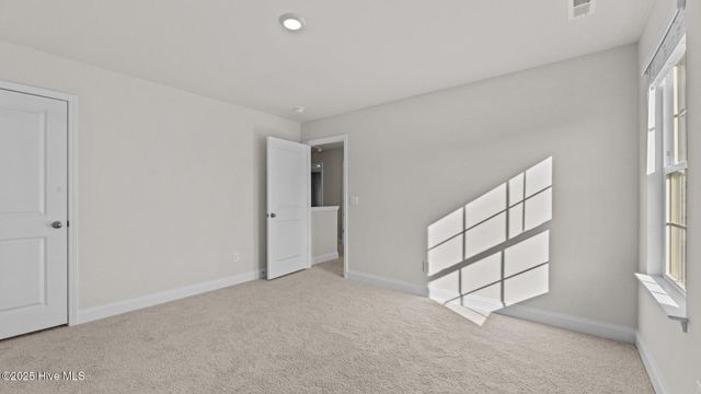 236 Lake Tyler Drive, New Bern, NC 28560