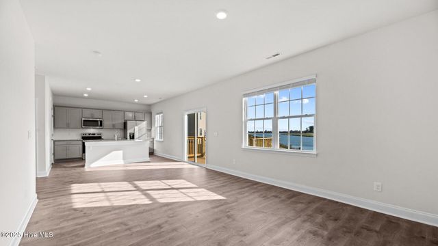 236 Lake Tyler Drive, New Bern, NC 28560