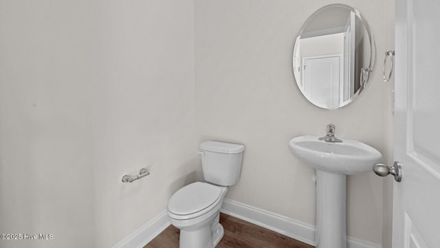 236 Lake Tyler Drive, New Bern, NC 28560