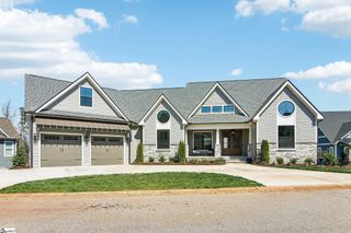 537 Coolwater Drive, Taylors, SC 29687