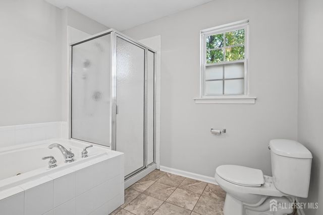 189 Sunshine Drive, Piscataway, NJ 08854