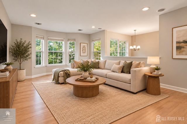 189 Sunshine Drive, Piscataway, NJ 08854