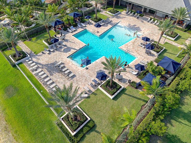 4463 Providence Way, Oakland Park, FL 33309