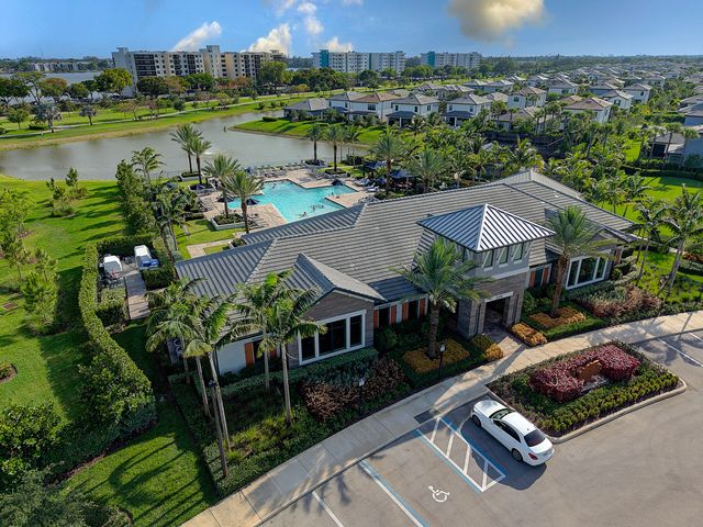 4463 Providence Way, Oakland Park, FL 33309
