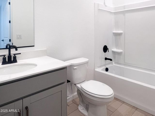 15736 W CAMDEN Avenue, Waddell, AZ 85355