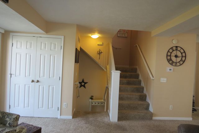 2122 Sherwood Avenue, Holland, MI 49423