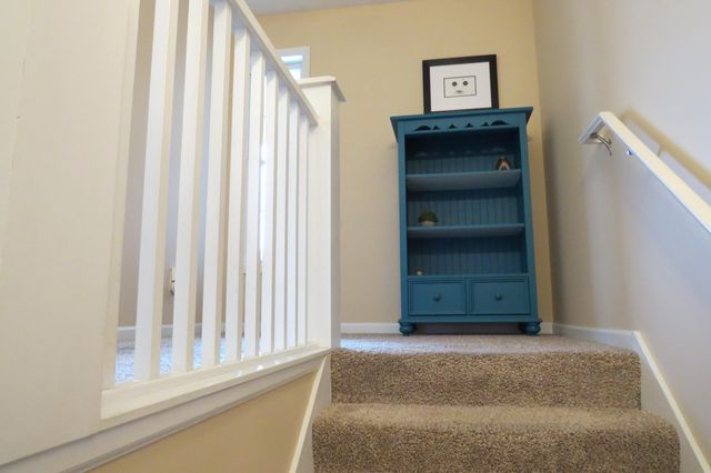 2122 Sherwood Avenue, Holland, MI 49423