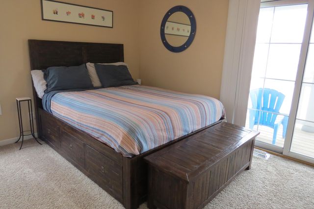 2122 Sherwood Avenue, Holland, MI 49423