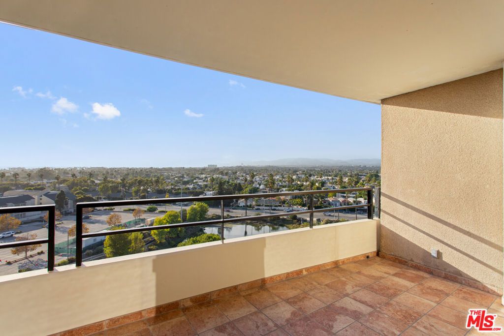 4265 Marina City Drive 701, Marina Del Rey, CA 90292 — photo 3