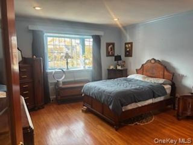 1457 Bay Street, Staten Island, NY 10305